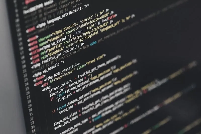 Ile czasu potrzebujesz na naukę programowania? Wskazówki dla początkujących