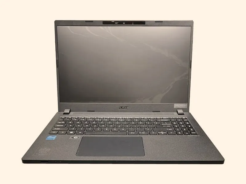 Ile zapłacisz za wymianę matrycy w laptopie Acer? Ceny i kluczowe czynniki wpływające na koszt