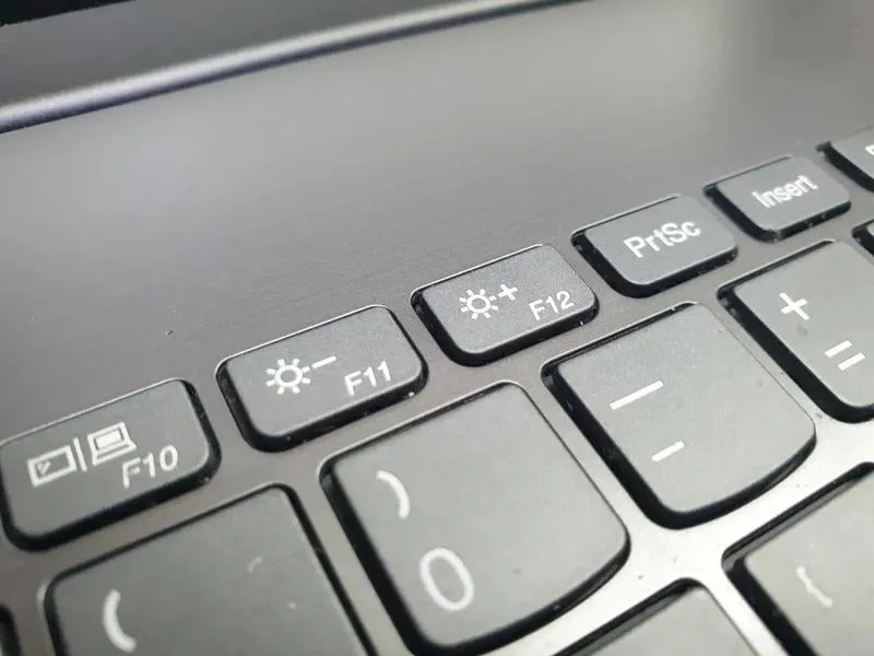 Jak zwiększyć jasność ekranu w laptopie Acer i cieszyć się lepszym komfortem pracy