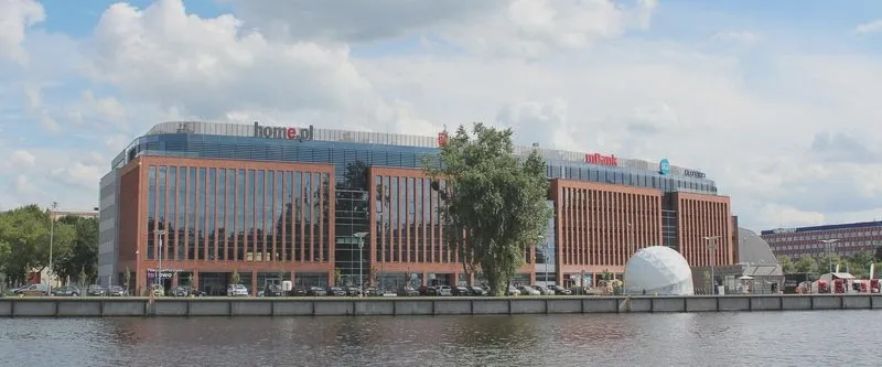 Prosty przewodnik: jak przypisać domenę do serwera home.pl w kilku krokach